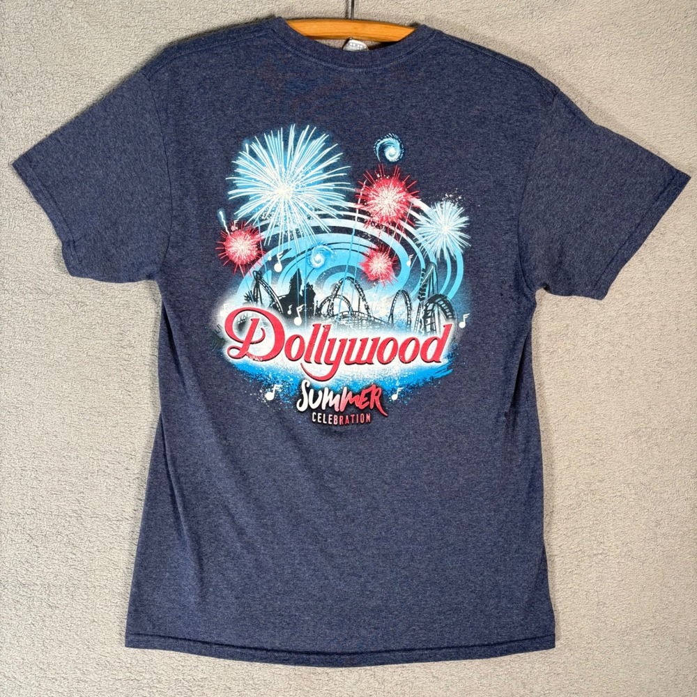 VNTG Dollywood Summer Celebration T Shirt Adult M Fireworks Roller Coaster Blue‎